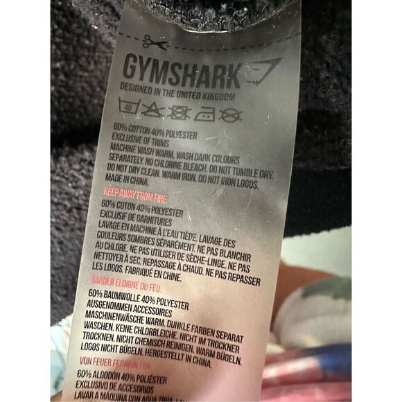 GymShark Raw Edge Cutout Cropped Hoodie - Black - M - Picture 6 of 9